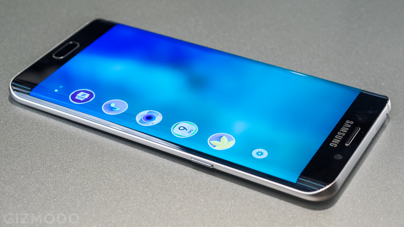 Illustration for article titled The Galaxy S6 Edge Plus: Yep, It Certainly Is Bigger